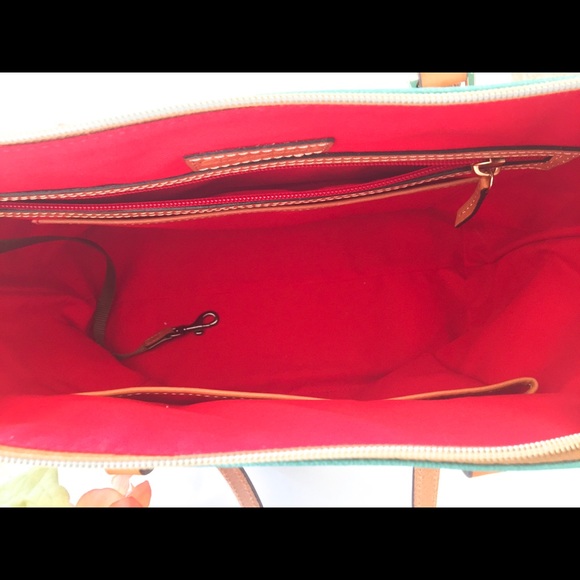 SOLD 💙BNWT Dooney & Bourke Tote-it's Beautiful!! - Picture 7 of 8